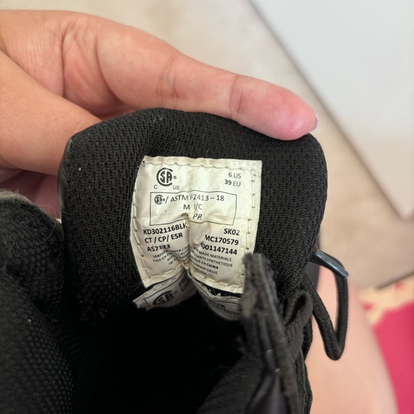 KODIAK🐻🥾 Safety shoes lightly worn - Picture 7 of 9